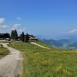 Kragenjoch By Interhome * オーバーアウ